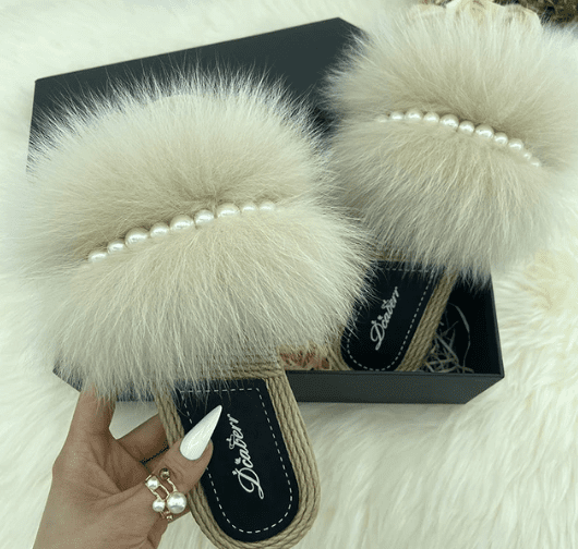 Fur Slides with Pearls